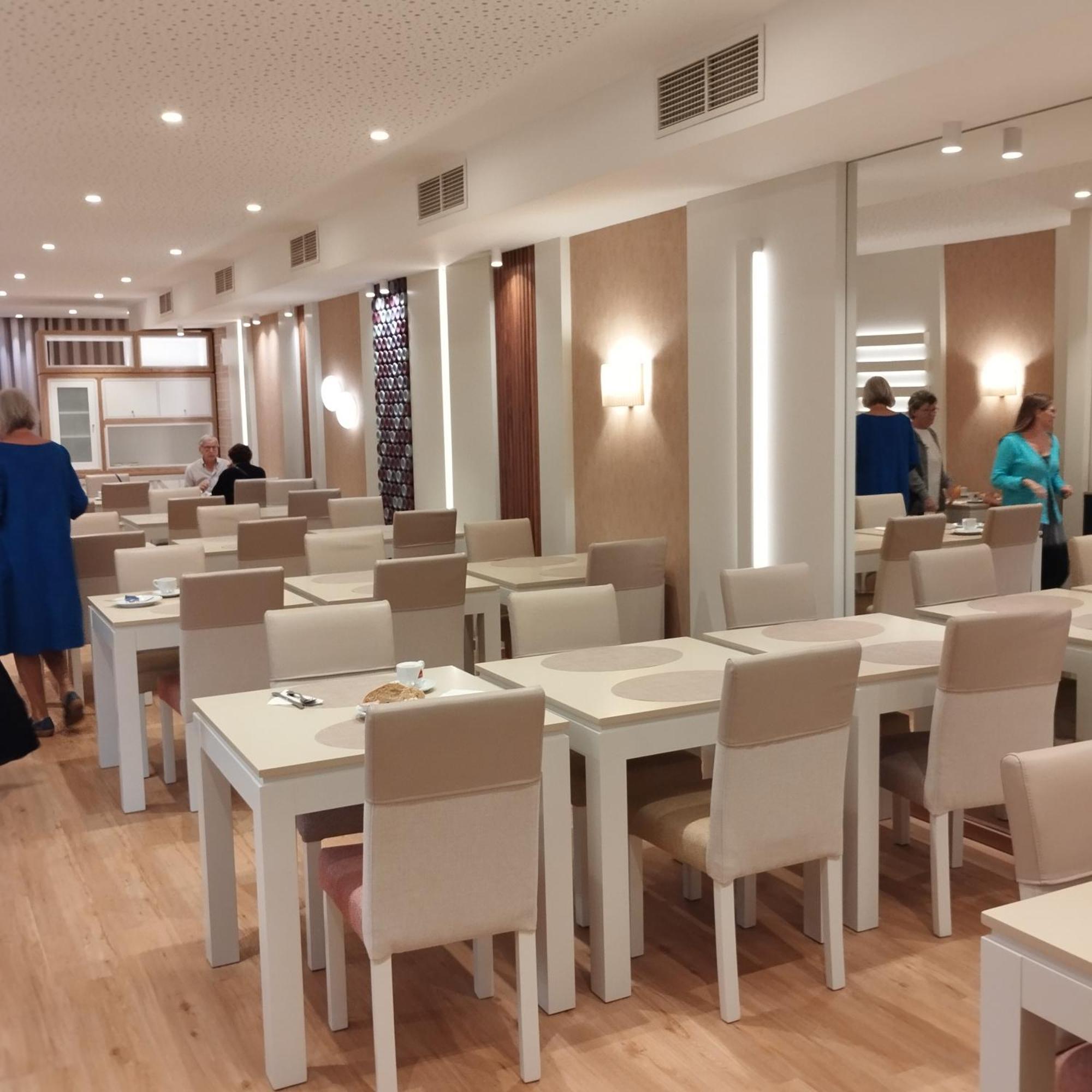 Hotel Windsor Φουνκάλ Εξωτερικό φωτογραφία